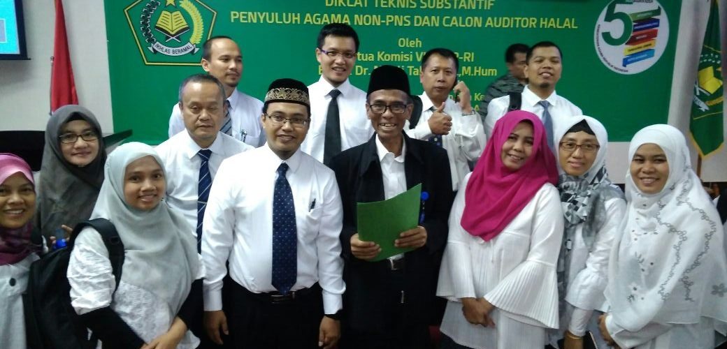 Mengirimkan Anggota untuk mengikuti Pelatihan sistem Jaminan Halal 2018 angkatan 1 dan 2, di Kemenag Jakarta